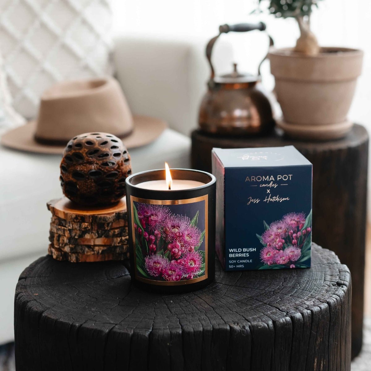 50+Hrs Soy Candle & 200ml Reed Diffuser - Wild Bush Berries - Oldboy&