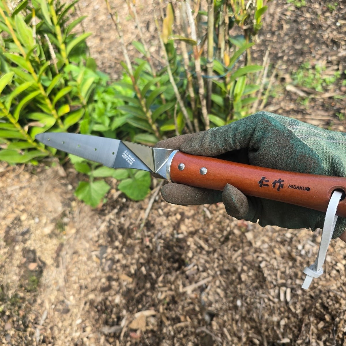 Nisaku 1201 Repotting Knife – Japanese Stainless Steel Garden Tool - Oldboy&