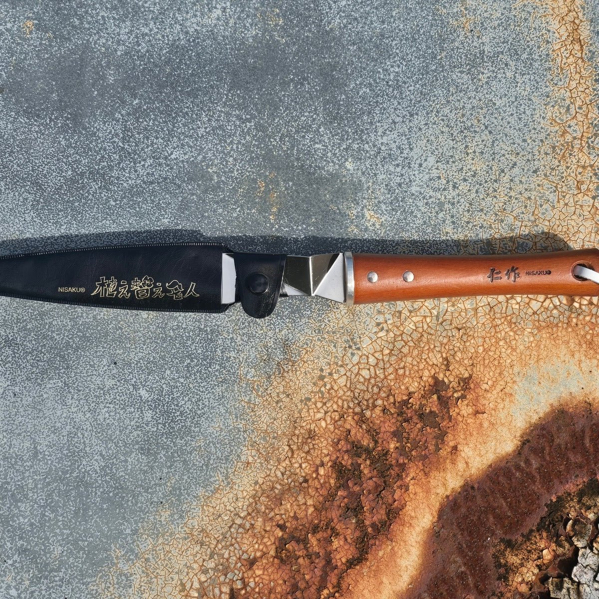 Nisaku 1201 Repotting Knife – Japanese Stainless Steel Garden Tool - Oldboy&