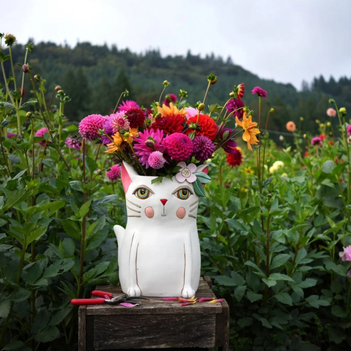 Pretty Kitty Planter - White | Hand-Painted Polyresin Cat Planter with Drainage