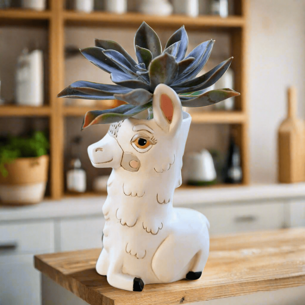 Llama Love Vase - Handcrafted Polyresin Planter &amp; Vase - Oldboy&