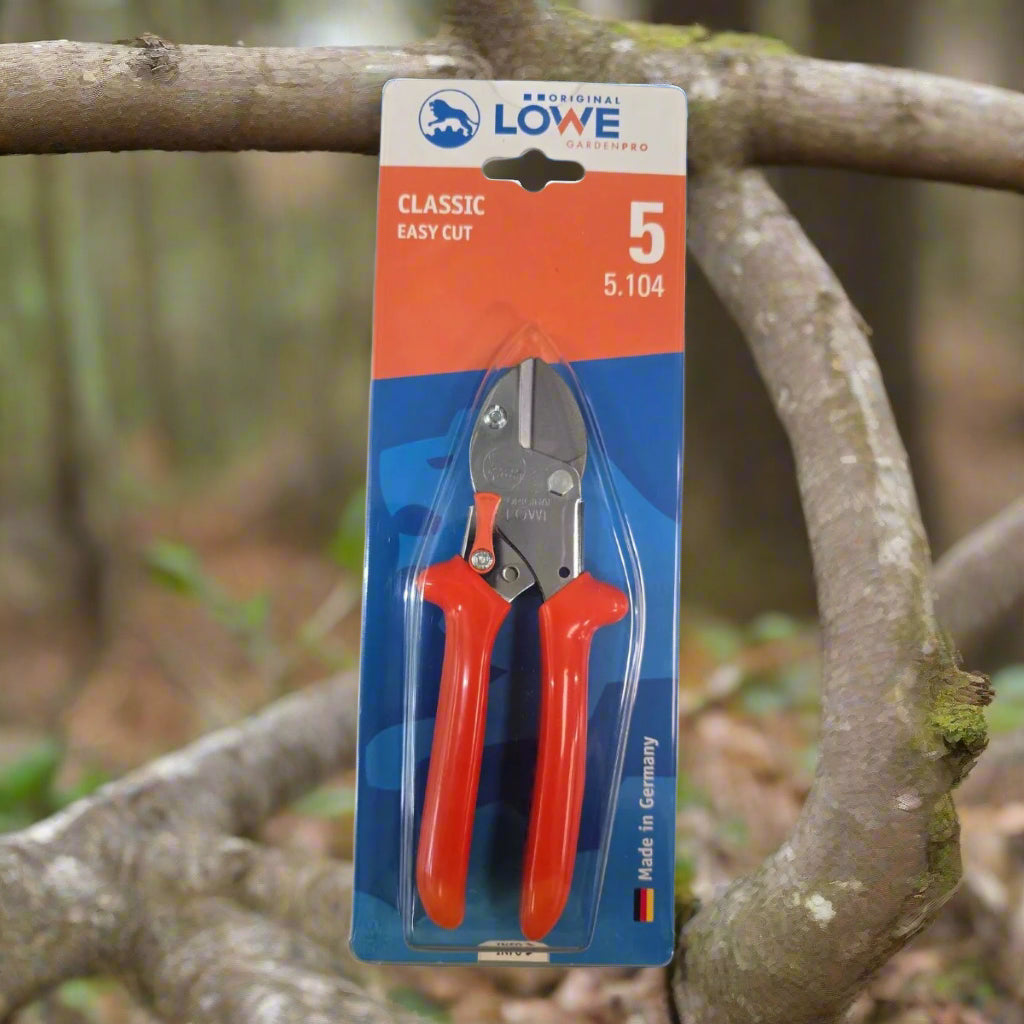 LÖWE No.5 (5.104) Small Anvil Pruner | 16mm Cutting Capacity | Made in Germany | Lightweight &amp; Ergonomic for Left &amp; Right - Handed Use - Oldboy&