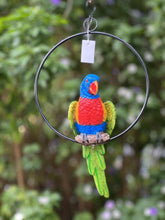 Vivid Perched Parrot: Lifelike 20cm Beauty - Oldboy&